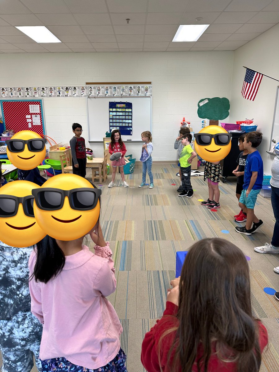 Kelly Dickerson tweet media