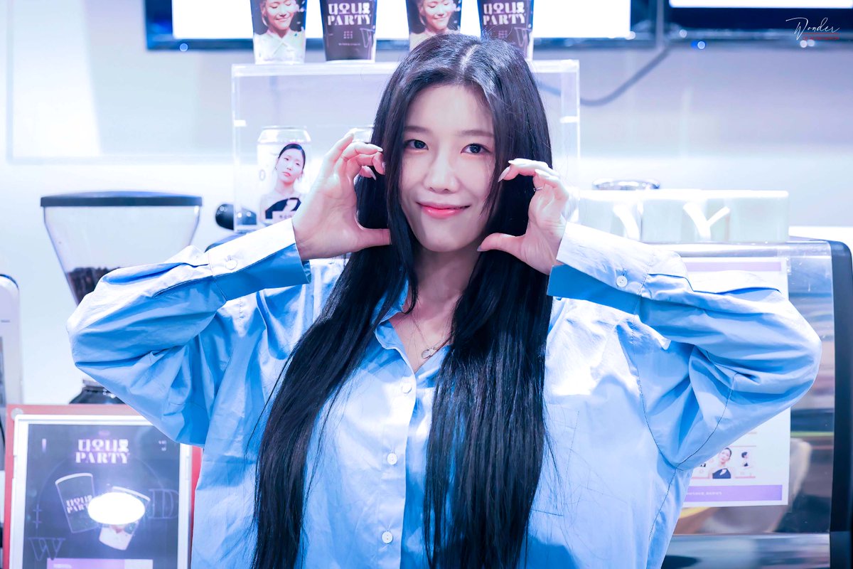 WONDER_DAWON's tweet photo. 2023/05/27 
𝐇𝐢 𝐌𝐲 𝐆𝐢𝐫𝐥 
𝐇𝐚𝐩𝐩𝐲 𝐁𝐢𝐫𝐭𝐡𝐝𝐚𝐲

모든 순간이 너였다
每個瞬間都是妳
every WONDER time is you

#HAPPYDAWONDAY
#우주소녀 #WJSN
#다원 #DAWON
#남다원 #NAMDAWON
#多願 #南多願 https://t.co/qmvXkOk6NM
