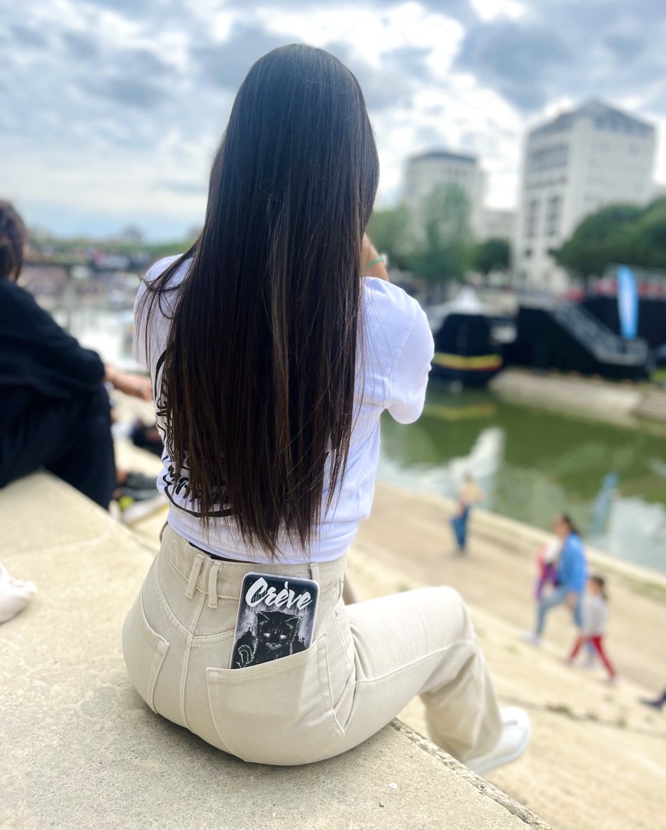 Emportez un morceau de rebellion dans votre poche 💀🔋 

➡️ swll.to/lmjS3Kr

#labatteriecestlavie #Mana #PowerBank #Startup #BatteriExterne #Chargeur #ChargeurPortable #RechargeRapide #crève #creve #creveclothing