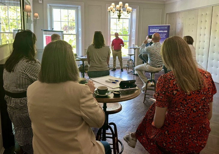 What a nice end to the week/start of the weekend to deliver a #presentation and lead a #discussion on #customerservice as a guest of @BusinessNland  #lovehexham #customerexperience