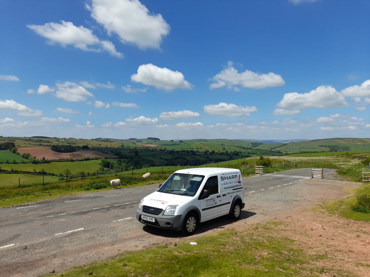 Delivery from Liverpool to Swansea today 🚛 Passing through some beautiful scenery 📸

#courier #deliverydriver #dorsetbusiness #hampshirebusiness #logistics #may2023 #samedaydelivery #nextdaydelivery #Nationwide #sunshine🌞 #wales #swansea #Liverpool #england #friday