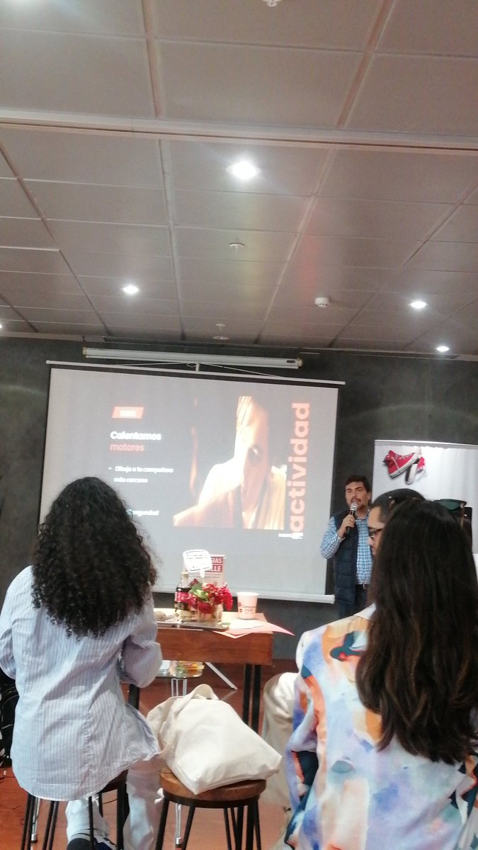 FlordeMariaLeba's tweet image. #TendenciasDeModa
#HackatonModa #Insights
@cristinaq
@consumer_truth
@MafeRetamozo