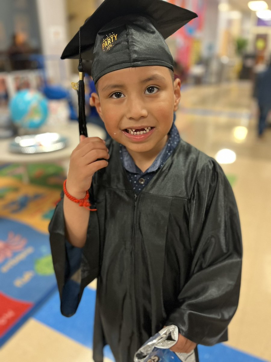 RCPS_EarlyLearn's tweet photo. End of the year celebrations @RCPS_EarlyLearn
#schoolsout #wereout #schoolsoutforsummer #prek #pat #dph https://t.co/qHJCxz7GyC
