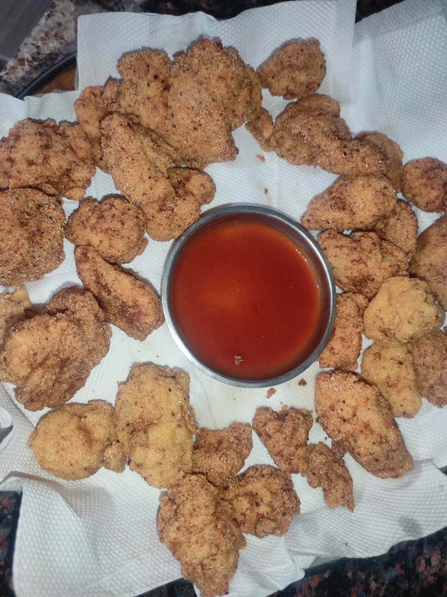 RISK_AJAY's tweet image. Chicken strips 
Chilli chicken .

#Homemade 😁😁😜😜

Happy weekend 🎉🎉
