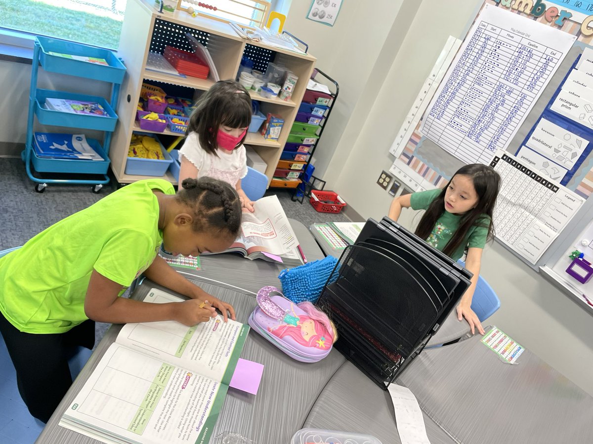 Michelle Kremer tweet media