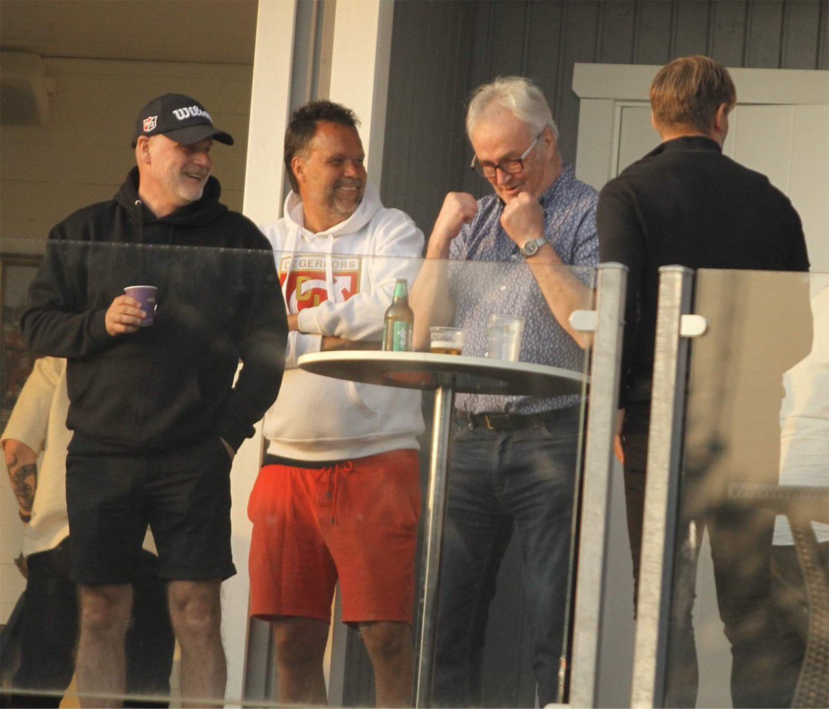 anderssonand's tweet image. . @jarnspoket mååååååååål!