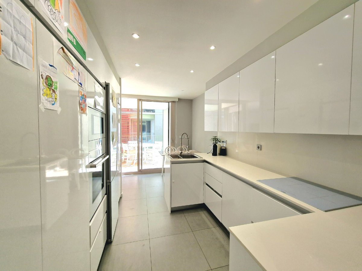 FeliuFranquesa's tweet photo. 🔸 LLUMINÓS PIS SEMINOU A ZONA CAN MATES 🔸

📏 160 m² construïts
🛌 4 habitacions
👩‍🍳Cuina-office
🛁 2 banys
🪴 Terrassa
💦 Piscina
🚘 Pàrquing

🔹️ 830.000€ 🔹️

📲 https://t.co/MzjRxnuZJ2 / 93.544.12.12

#Immobiliària #SantCugat #Habitatge #Pis https://t.co/pICfILnko4