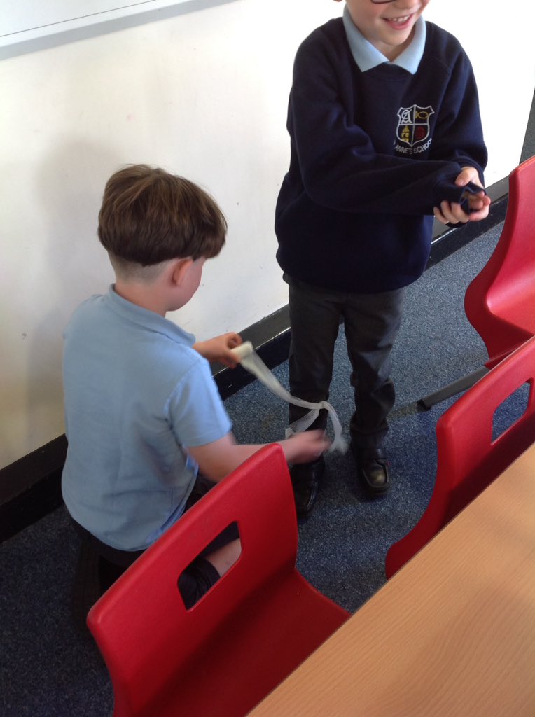 Class5CB's tweet photo. Happy First Aid Day! Today we have a special visit from Danielle who taught us about the importance of first aid. https://t.co/1PgP4Yjgof
