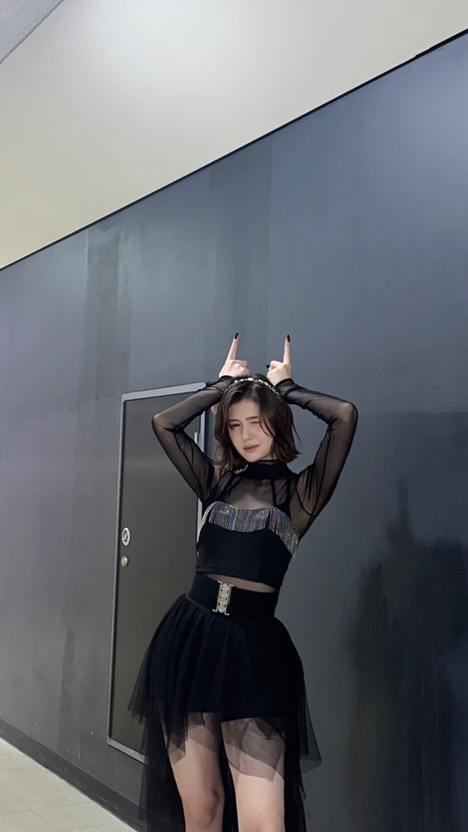 OfficialLcu's tweet photo. [#린아][#lina] 
시크한아이들 막내 
린아 이쁘죵 ? 🩷 

.
.
.
#리즈엔터 #lizent #kpop #girlgroup 
#시크한아이들 #chicis https://t.co/V6L243uPlo