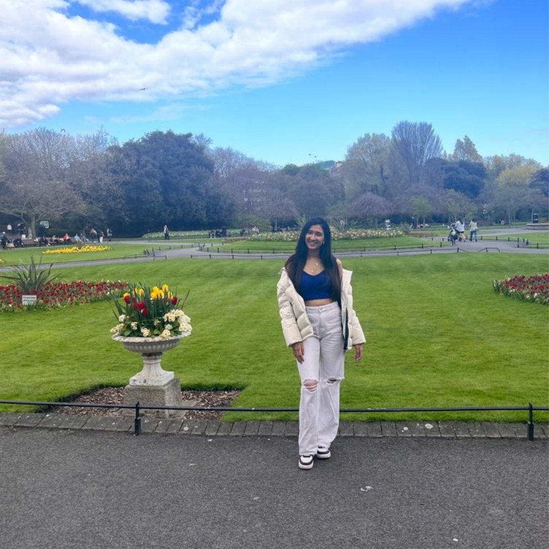 TCDBusiness's tweet photo. Student ambassador Chhavi Aggarwal (MSc Digital Marketing Strategy) believes her programme is very practical with a direct application to the job market.
Register for our MSc in Digital Marketing Strategy event π https://t.co/pqAgXTNphZ
#TrinityThroughYourLens https://t.co/5a6afRWxL7