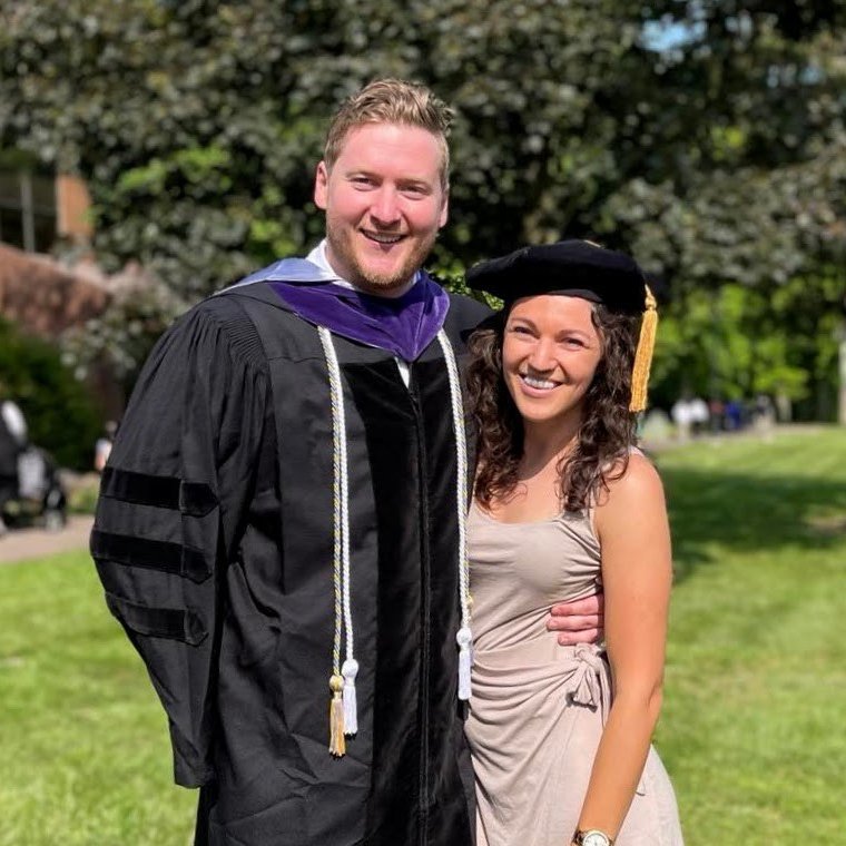 gigglebeb's tweet photo. I was just in it for the hat the entire time #PhDone https://t.co/h7jBdB91bd