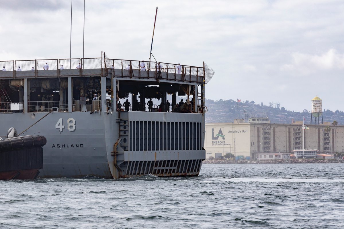 PortofLA's tweet image. 🇺🇸 ⚓ It’s officially Fleet Week here in Los Angeles! For complete event coverage throughout the holiday weekend, follow @LAFleetWeek and get the daily schedule at lafleetweek.com/events_schedul…
#LAFleetWeek2023