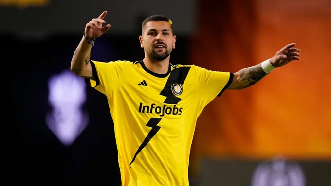 CrownLeagues_'s tweet photo. 👀Podrá E. Álvaro empezar su racha de goles de este segundo split contra Los Sayans...

⚽Al 9 se le piden goles y Egar fué al Rayo para hacerlo, y es algo para lo que sabemos que está capacitado.

👑Cuando Edgar esté a su 100% puede ser la guinda a un equipazo que aspira alto. https://t.co/KhbJjJogun