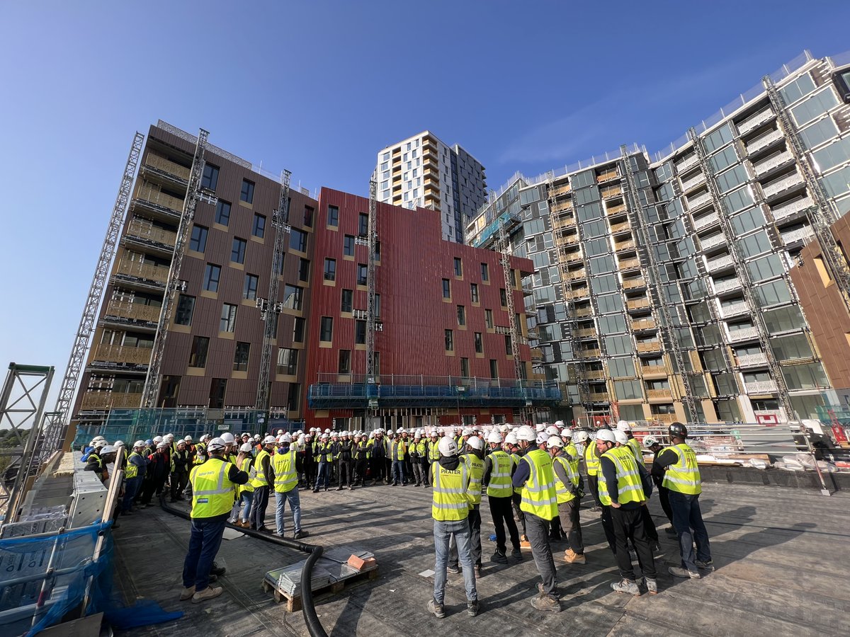 Lindner_Prater's tweet image. At  8 Bishsopsgate, Lewisham Gateway and Blossom Street,  we hosted stand-down talks on the Mental Health Awareness topic of Anxiety, presented by the project team, supported by our Mental Health First Aider&apos;s team and clients.

#mentalhealthawareness #tohelpmyanxiety