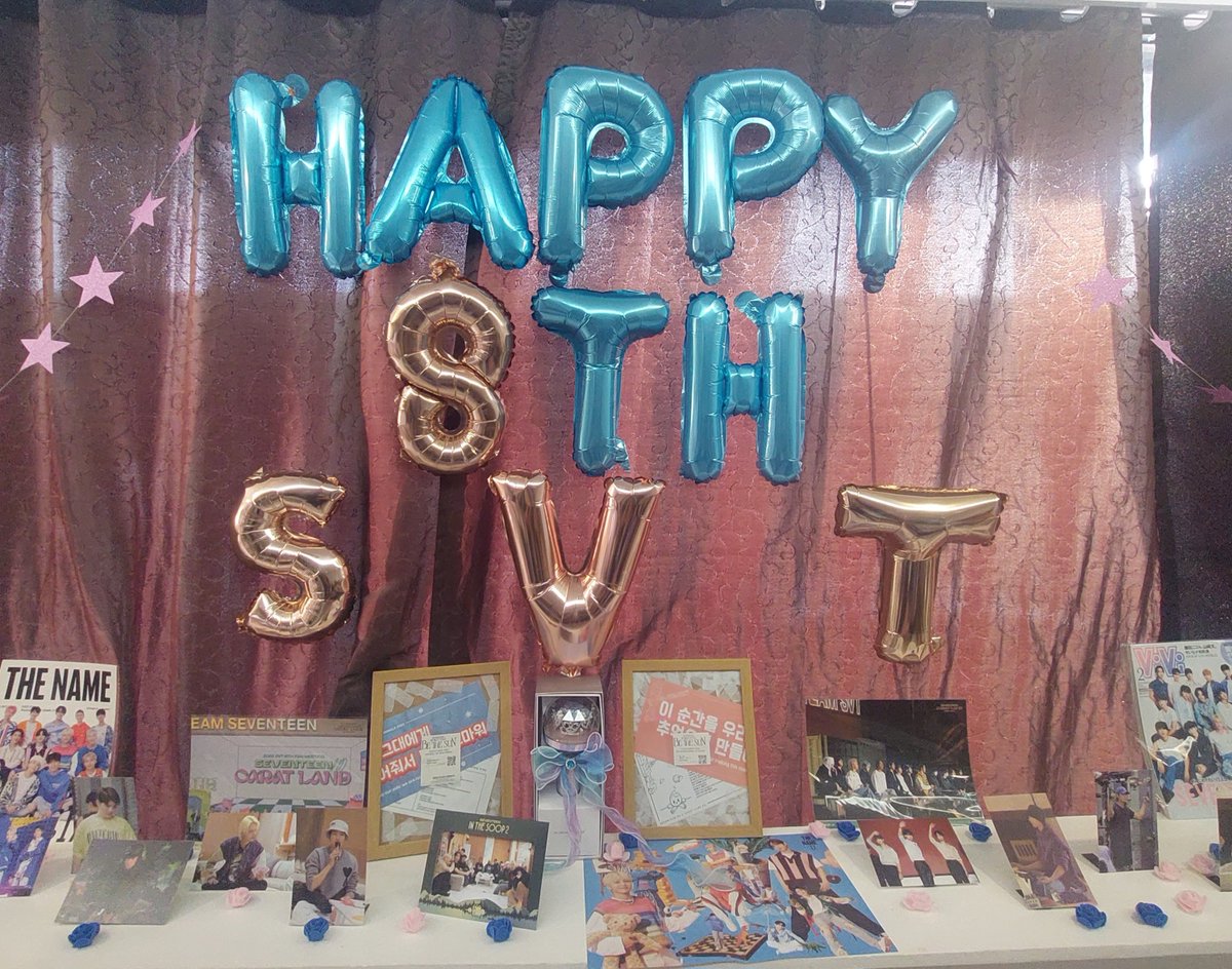 taejinizt's tweet photo. Happy 8th Anniversary Seventeen!!

SEVENTEEN's Cupsleeve Event by @dvocarats at @CupzofJCafe ♡

#Celebr8thWithSVT 💎✨️
#SVT_8th_Anniversary
#팀세븐틴_보고올랐지_8주년까지 https://t.co/I6RW9GT4au