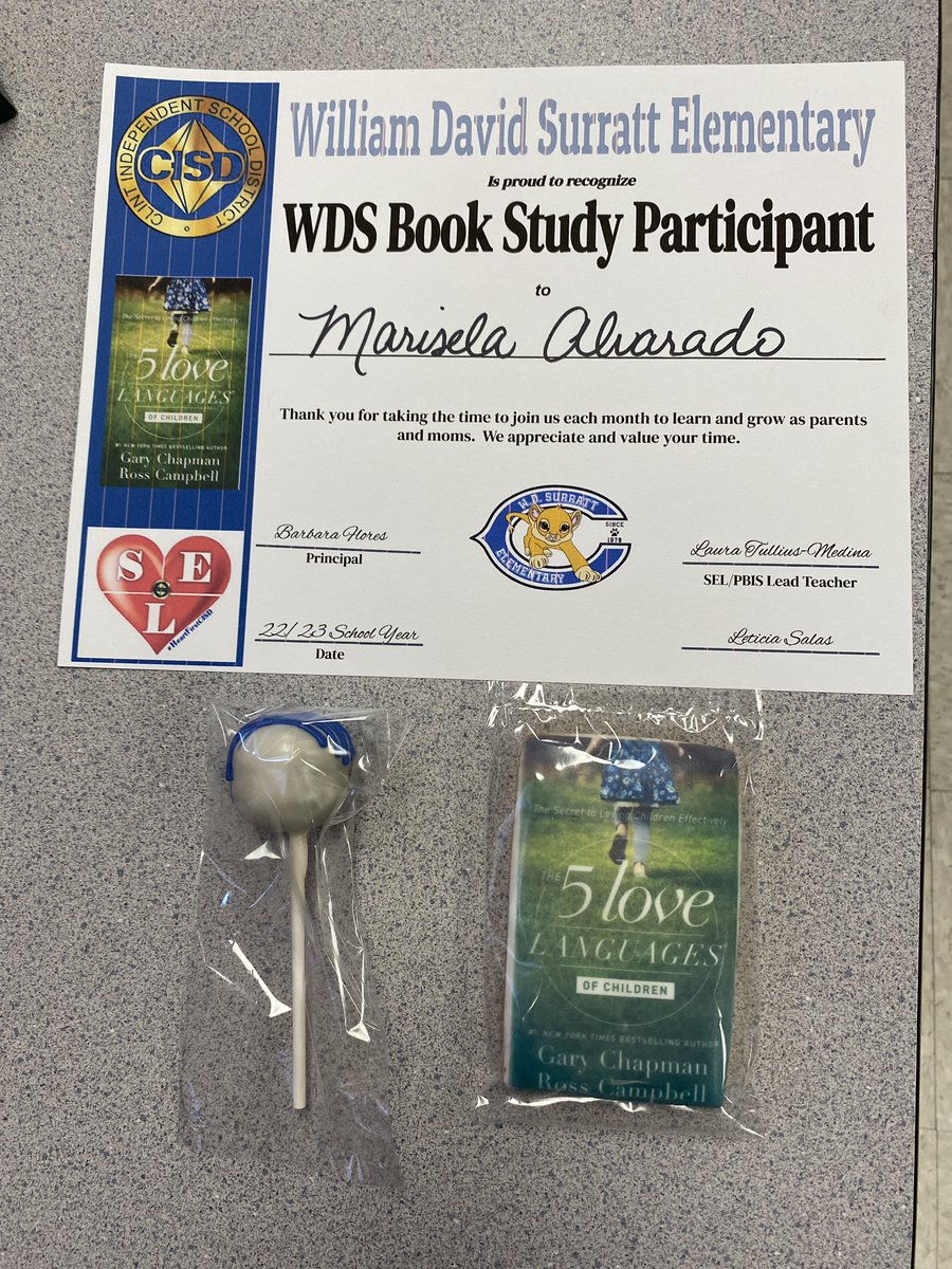 Proud of @Laura_TMedina for helping Ms Salas have all ready for virtual parent meeting, all she does, and the amazing certificates she created !! #5lovelanguagesofchildren #proudtechcoach #ilovewhatido #Empowerment