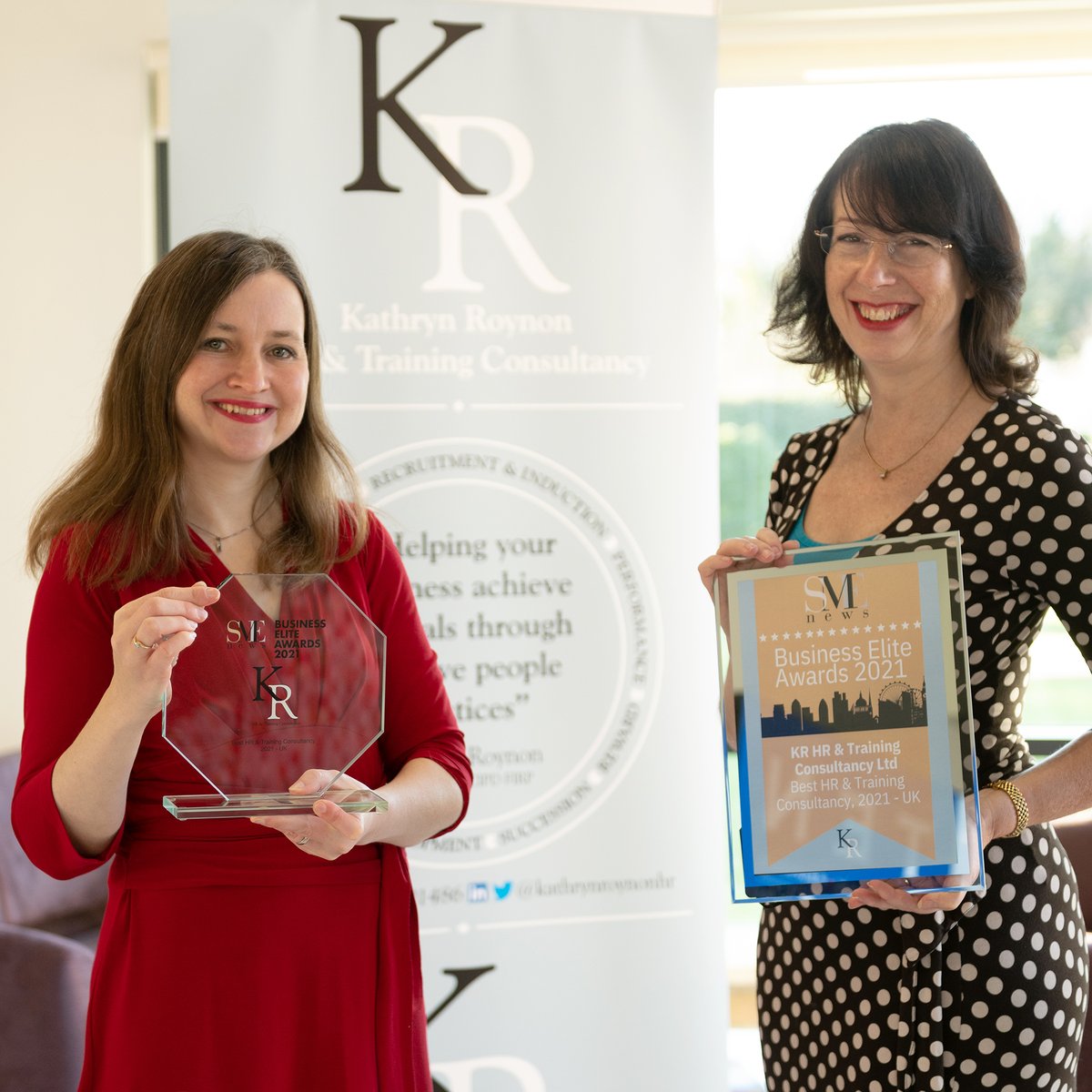 BusinessGrowthGroup (@bggmelksham) on Twitter photo Happy Friday! On our favourite day of the week we thought we'd share what makes our group special...
"With the help of this group, I’ve built a successful, award-winning business and am grateful for the ongoing support and friendships" <a href="/KathrynRoynonHR/">Kathryn Roynon 💙 💛</a>
businessgrowthgroup.co.uk/human-resource… Happy Friday! On our favourite day of the week we thought we'd share what makes our group special...
"With the help of this group, I’ve built a successful, award-winning business and am grateful for the ongoing support and friendships" <a href="/KathrynRoynonHR/">Kathryn Roynon 💙 💛</a>
businessgrowthgroup.co.uk/human-resource…