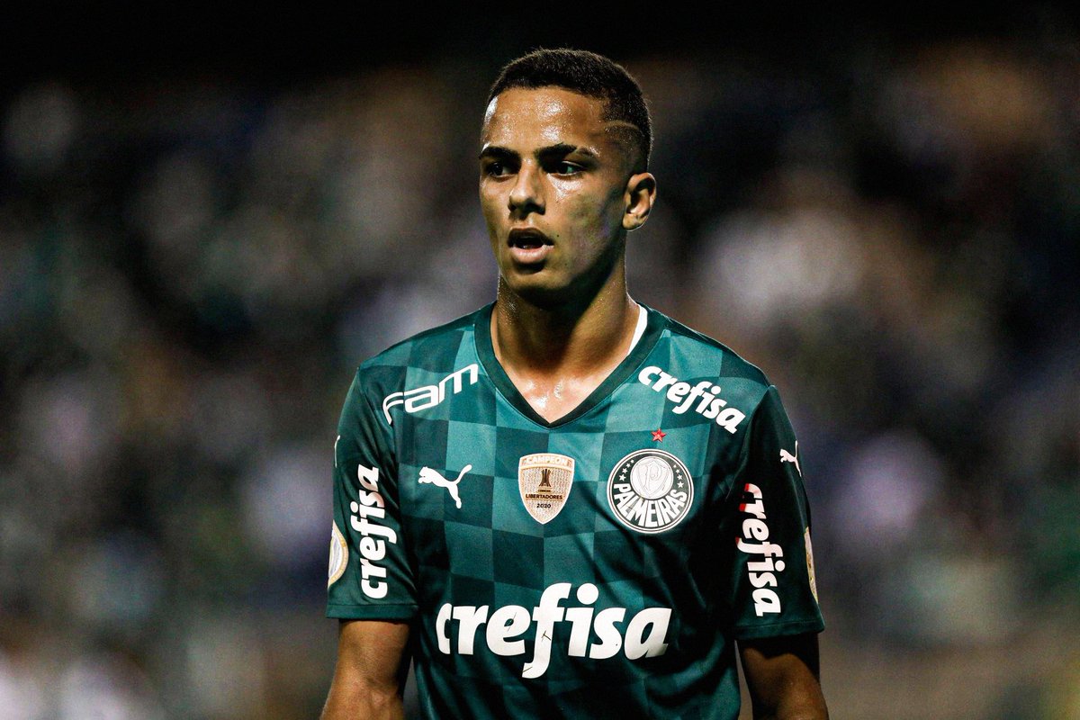 Nottingham Forest have reportedly made a bid of around £16.1m for Palmeiras' young Brazilian star Giovani Henrique. #NFFC [@TweetPalmeiras]