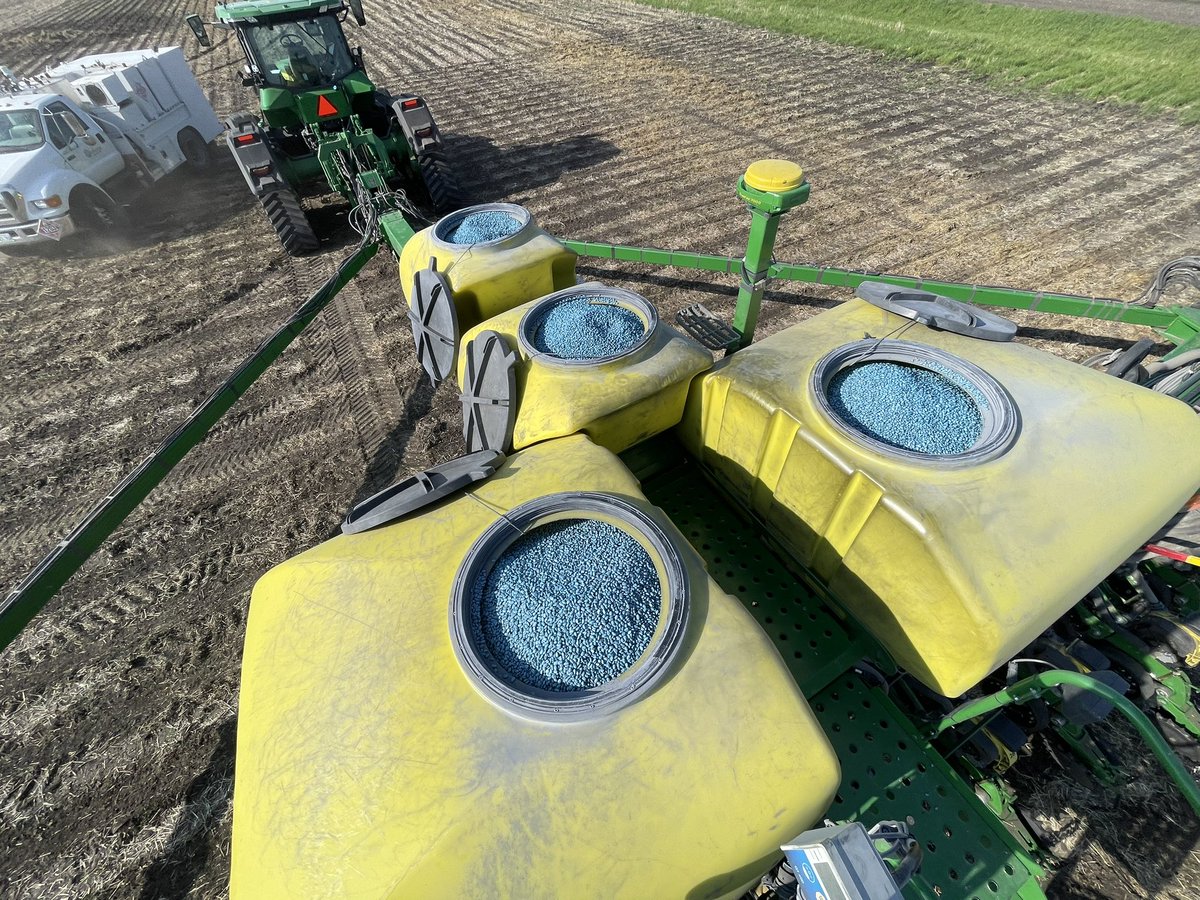 R & L Acres tweet media