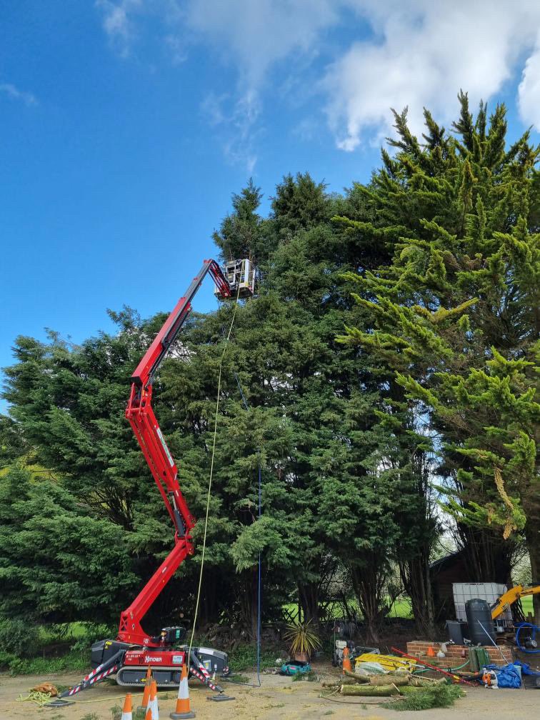 jmshire's tweet photo. Our new Hinowa Lightlift 20.10 Bi-energy Tracked Boom Lift!

✅20.1m maximum working height
✅9.7m maximum horizontal outreach
✅230kg lift capacity 
✅Diesel and lithium battery power-source
✅0.79m travel width
✅Auto speed control

“The machine has been great” - Knellerstrees https://t.co/2ISHX2q2kr