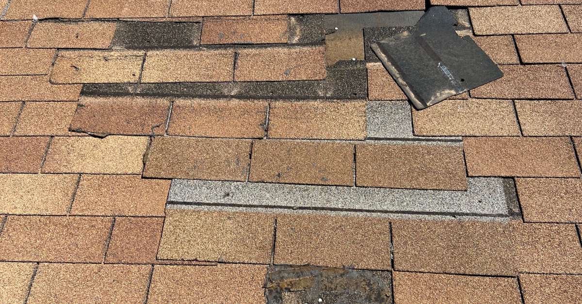 RickCourvilleNM's tweet image. How to Repair Roof Shingles Blown Off: Expert Guide bit.ly/3MWS1T2 

#roofer #roofing #roofproblems #winddamage #shingleroofs #roofingcontractor #roofingexperts #residentialrealestate #residentialroofing #residentialroofs