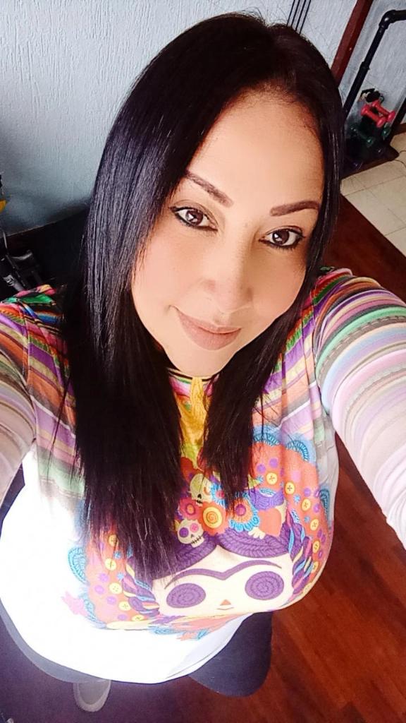 sandra_sanchezr's tweet photo. Feliz viernes 😘 https://t.co/G9U9uo0xnF