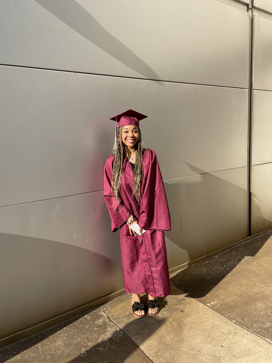Congratulations to the Class of 2023! I am so proud of all you have accomplished, and I know you will go on to do great things! Thank you for all you gave to our program. I am better because of you! <a href="/AthlPearlandisd/">Pearland ISD Athletics Department</a> <a href="/dreamdollash_/">ashlee:)</a> <a href="/itspg04/">Paige</a> <a href="/janaetucker_/">Nae</a> <a href="/DunkingBeauty/">RyLee Grays</a>