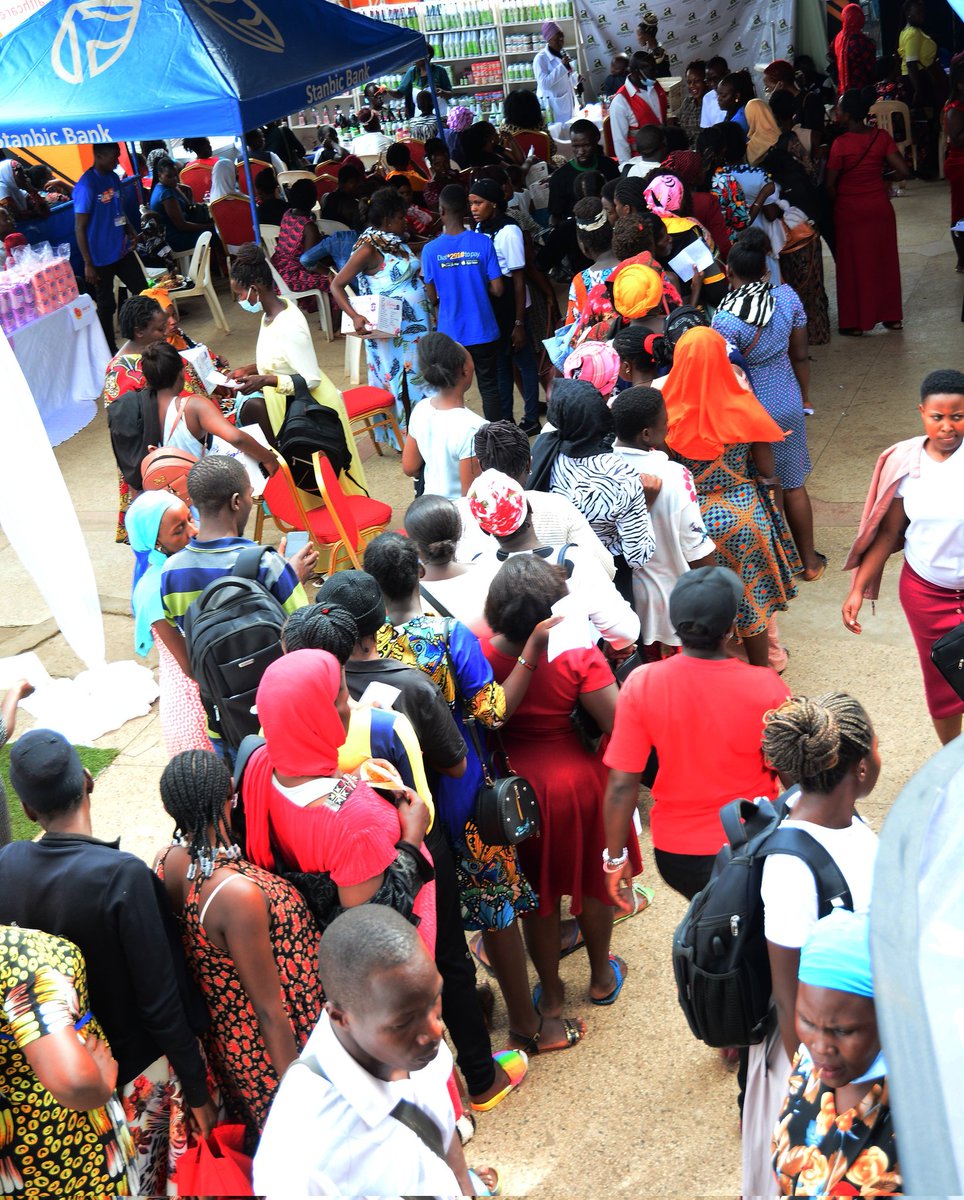 DembeFm's tweet photo. Stanbic Bank ya kugabira 100 pregnant mothers maama kits nzino week ejja nga 30 mu #MaamaWangeHealthCamp Maama omulamu ye Maama omusanyufu π€©
#TuesdayPlot
#MothersMonth2023 https://t.co/zqgzDPFEJH