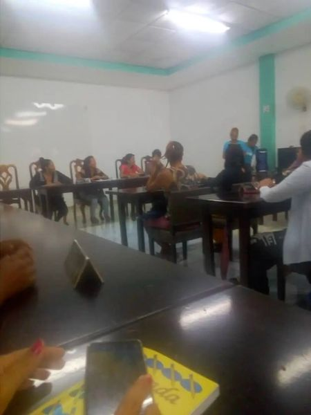 epjdluz's tweet photo. Se desarrolló en la mañana de este miércoles el balance municipal del Programa Educa a Tu Hijo en Contramaestre.
#CubaMined #Educacióncontramaestre #Contramaestre #MejorEsPosible #MejorEsPosibleStgo
@LeticiaCalvo @dpestgo @FundichelyRosa @DraMaricelDME @EsterisFrancis https://t.co/vKJZvOyPr9