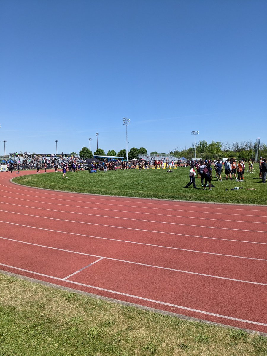 A perfect day for GHAC track and field out at Mohawk field! <a href="/HDSB_smhwb/">HDSB student mental health and well-being</a> <a href="/HaltonDSB/">HDSB</a>