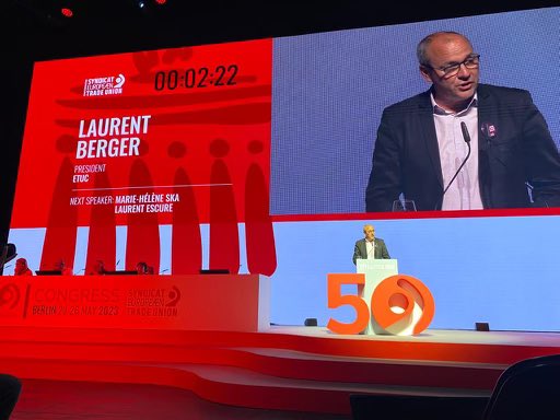 LaurentBerger44's tweet photo. Aujourd’hui était le dernier jour d’une belle aventure au service des travailleur•euse•s en Europe. Ces quatre années étaient jalonnées de belles rencontres et de défis que j’étais heureux de relever avec la @etuc_ces et ses leaders. We shall prevail @katzianw @EstherLynchs https://t.co/fSQPdpu3xG