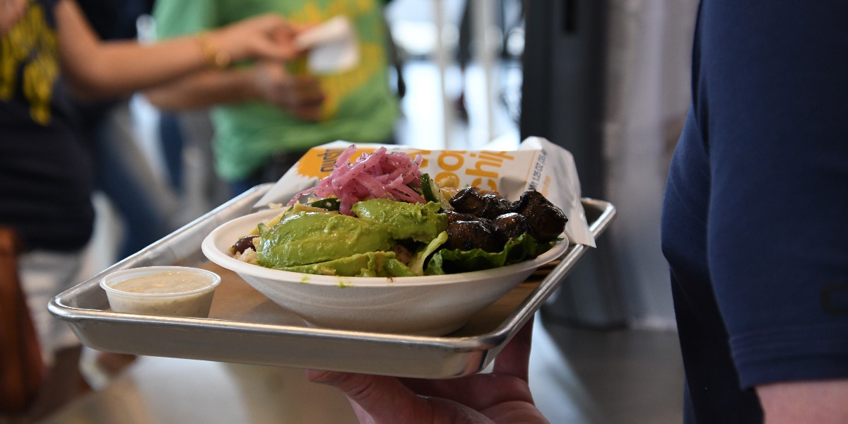 We're so pleased that the new <a href="/GustoHQ/">Gusto</a> has opened in the Hugh Howell Marketplace! Time to make plans for lunch or dinner!
fal.cn/3yzB4