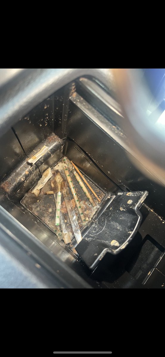 hughsJanus_'s tweet photo. Never buy vehicle from big motoring world, told me car was valeted and I found this in the console, blamed me for not inspecting the vehicle and refused refund, offered me part ex for £1000 less after 3 days ownership, useless customer service, scammed.   @BigMotoringWrld https://t.co/anIVHOvUUe