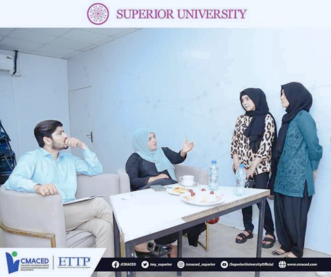 ayeshaseoexpert's tweet photo. 📷 Exciting news! I am thrilled to announce that I was invited as an evaluator to evaluate innovative startup ideas at Superior University! 📷

#StartupEvaluation #SuperiorUniversity #Entrepreneur #Innovation https://t.co/aMnQZZy6id