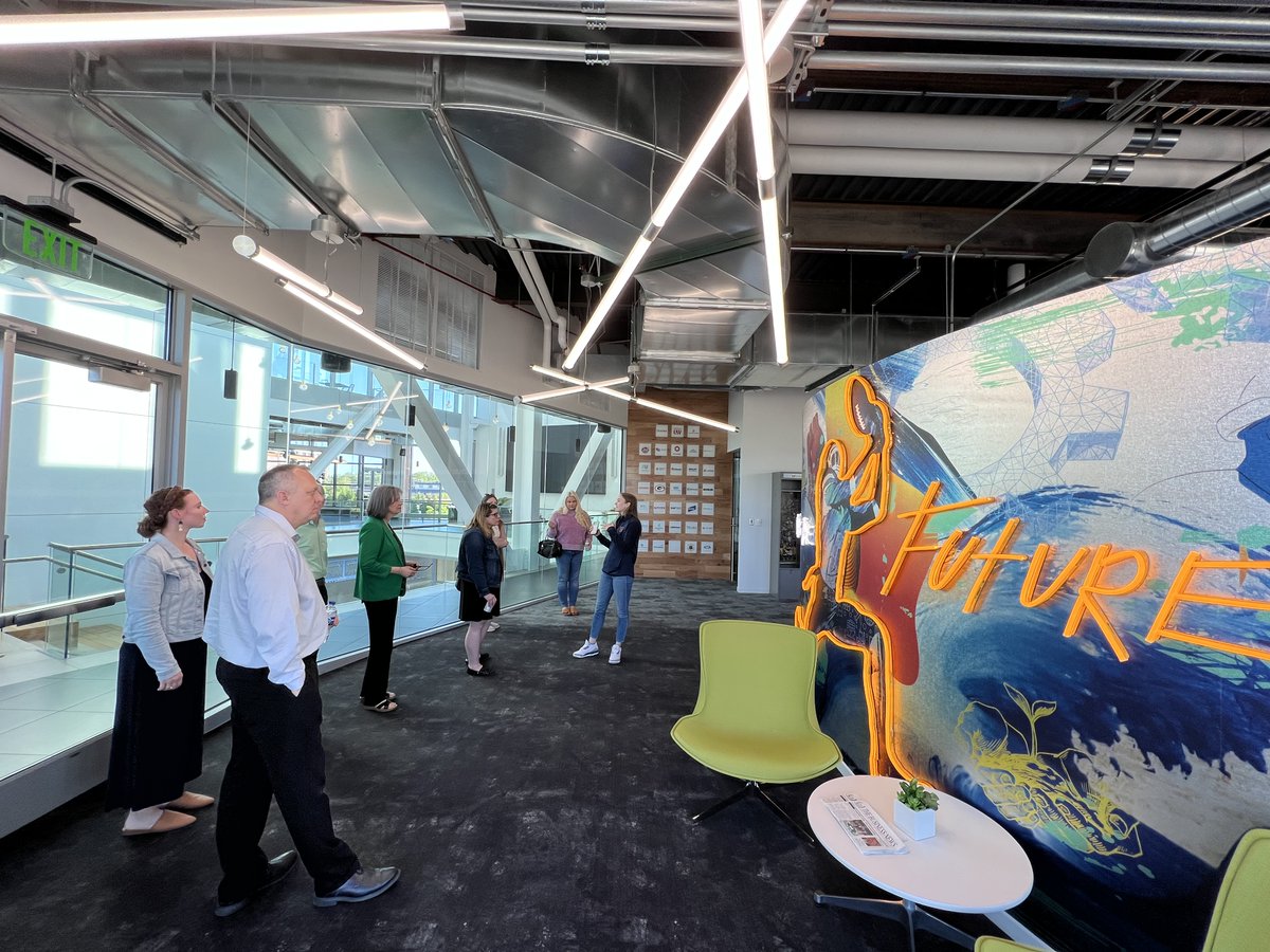 PRSAnew's tweet photo. Touring the innovative world of @TitletownTechGB with PRSA Northeast Wisconsin! 🚀 A huge shoutout to Grace, the incredible marketing and communications lead, for showing us the way. 🙌✨ @Grace_Murray24 #TitletownTech #PRSANEW https://t.co/sjEbqFBq7e