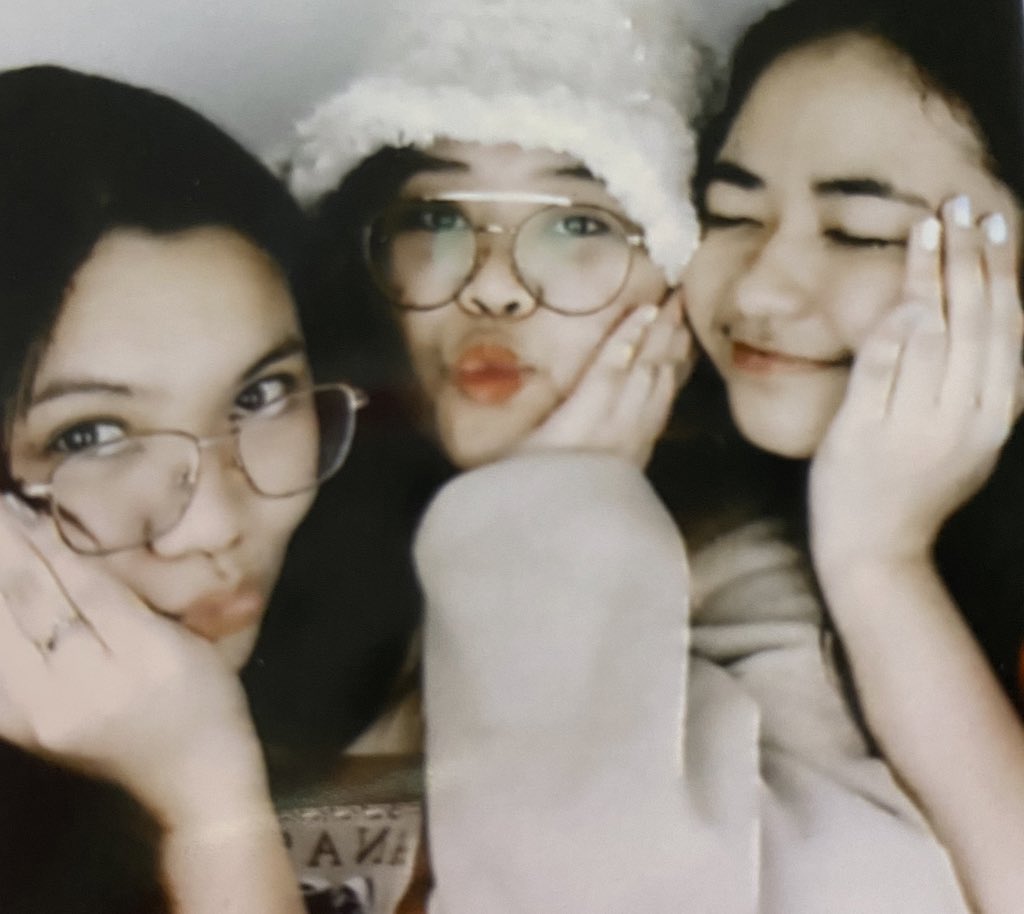 luvshyunsahi's tweet photo. happiest birthday buntit/sakit tyan/sexbomb ria @hyunsukbestboy_ π₯Ήπ«Άπ» isa ka sa mga tamang desisyon ko sa buhay kahit ang gastos mo maging kaibigan >< see you kasi alam kong magkikita tayo kasi pipilitin natin, i love you & enjoy!!π #SexbombRiaDay #BenteDos https://t.co/bGeSQANFJB