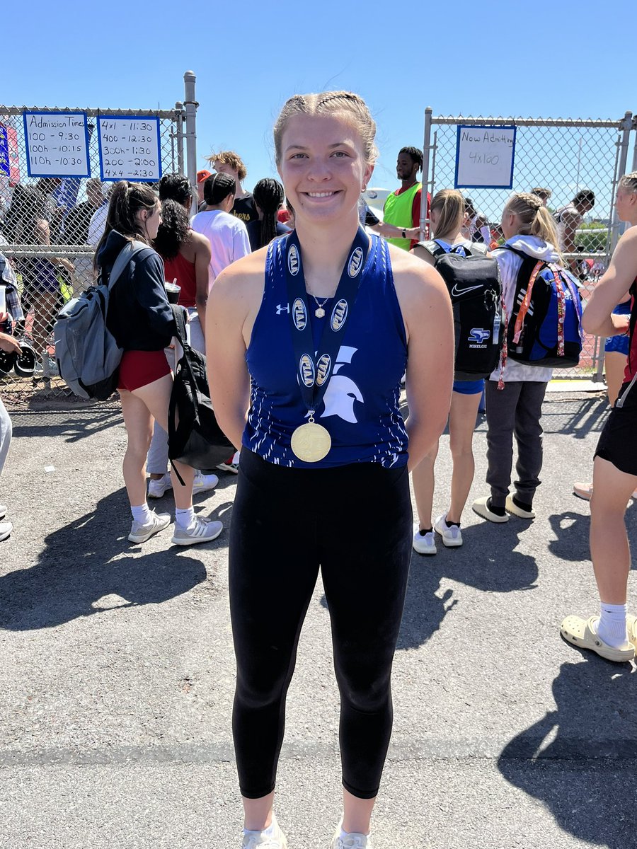 🏆STATE CHAMPION🏆 
Senior <a href="/liztapper1/">Liz Tapper</a> takes 🥇in the AAA Shot Put. Back-To-Back Shot Put titles for Liz after winning in 2022, and taking 🥉in 2021.