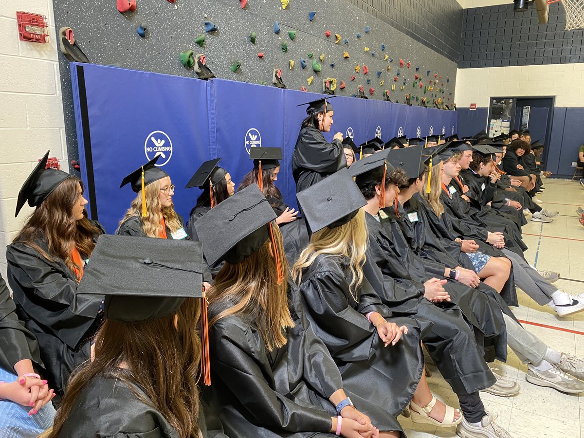 MADISONCUSD200's tweet image. We were so excited to celebrate the accomplishments of our WWSHS graduating class of 2023! Thank you seniors for reminiscing with us and imparting words of wisdom for our Mountain Lions! #yourcommunityschools #madisonstrong