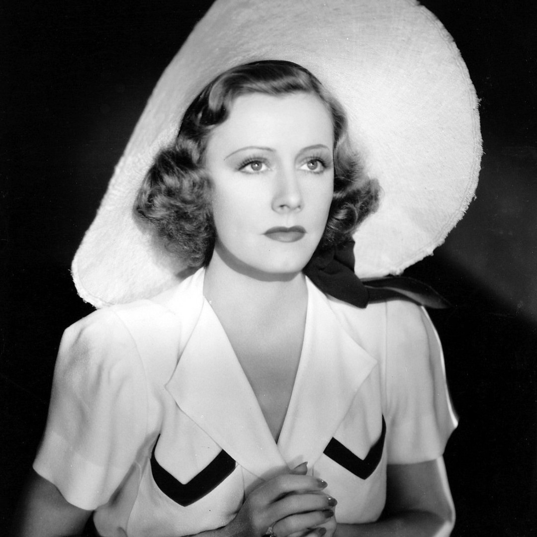 Irene Dunne in a publicity photo for 'Love Affair' (1939).

#GoldenAgeHollywood #OldHollywood #ClassicHollywood #HollywoodGoldenAge #VintageHollywood #HollywoodCinema #CinemaHistory #ClassicCinema #VintageCinema #HollywoodClassics #IreneDunne