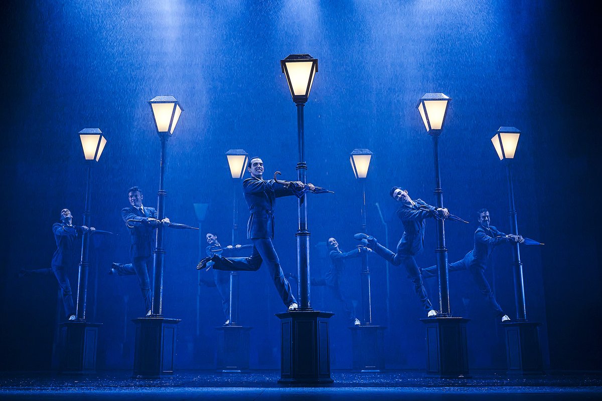 ¡<a href="/CantandoMusical/">Cantado bajo la lluvia - El Musical</a> arranca en Córdoba!

Estaremos hasta el 2 de julio en el Gran Teatro de <a href="/IMAECordoba/">IMAEcordoba</a> 🌟 

ÚLTIMAS FUNCIONES del musical. ¡No te quedes sin verlo!

¿Quién se apunta al gran estreno de hoy?

#CantandoBajoLaLluvia #CantandoElMusical