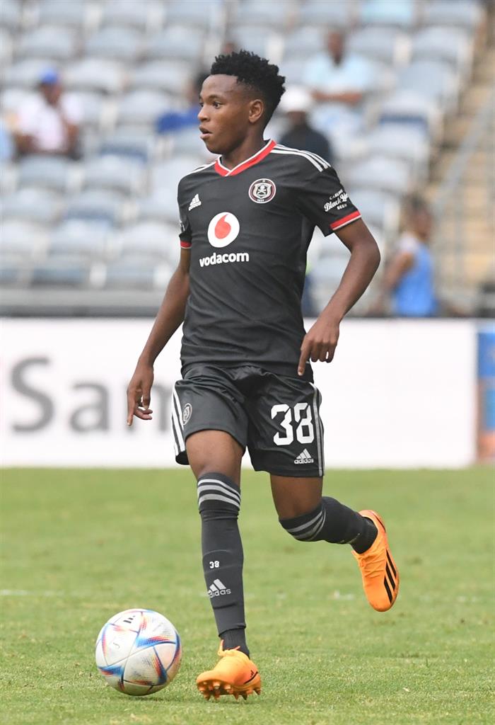 Smart_Bucs's tweet photo. Some of Orlando Pirate's best players 🔥🔥🔥☠️☠️☠️☠️.
Timm, Lorch, Erasmus, Ratomo, Saleng and Mako. I believe they will help a great deal tomorrow #NedbankCup 
#OnceAlways https://t.co/t8t6t3ulDY