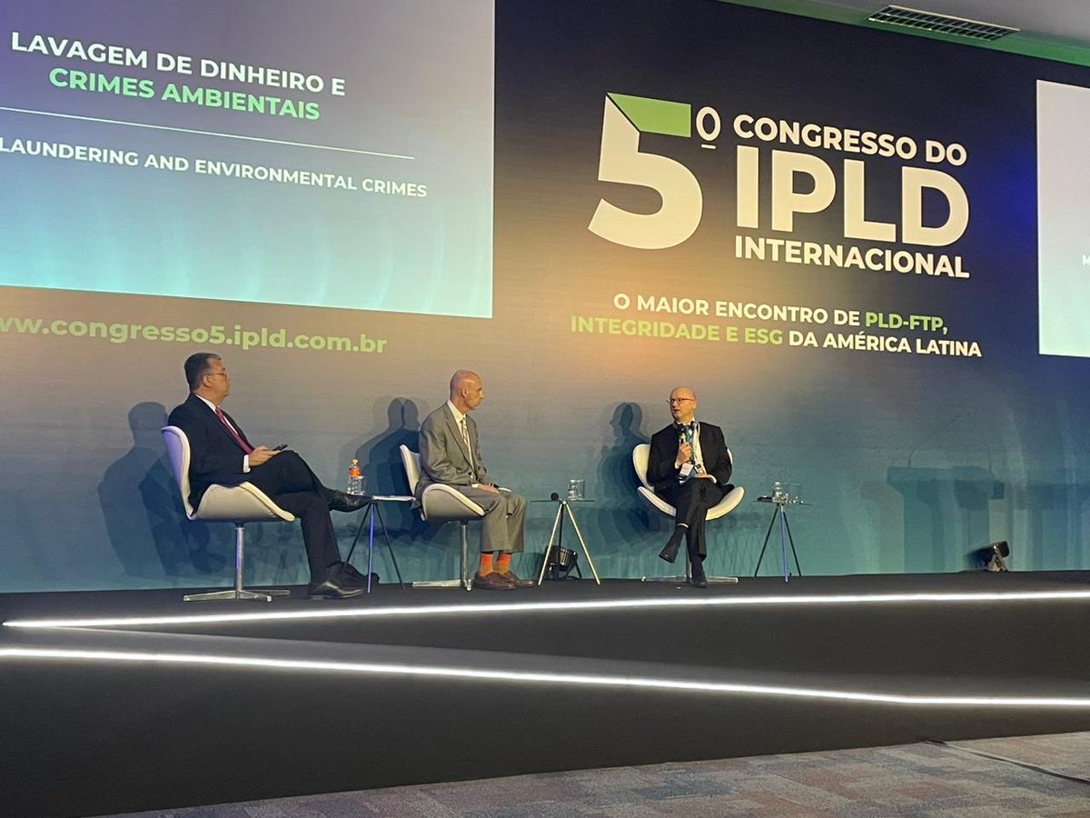 Atttended the 5th International AMLCongress of #IPLD in São Paulo on Tuesday. Joined a panel on money laundering from environmental crime with Federal Judge Dr Fausto De Sanctis. Presented the findings of the relevant FATF report. For more see: shorturl.at/duzA4