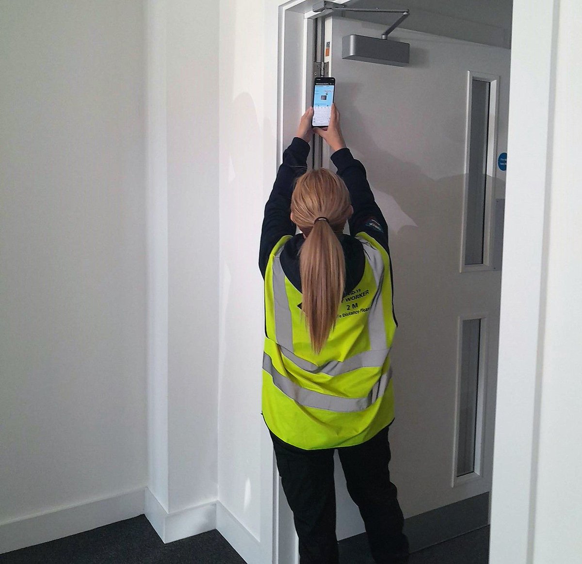 Meet Mick and Joanne – <a href="/CheckmateFire/">Checkmate Fire</a>'s first-ever on-site-off-site partnership!
 
Following several years of Mick telling Joanne how amazing the #passivefireprotection industry is, she decided to join our workforce as a trainee surveyor!

#firesafety #teamwork #training