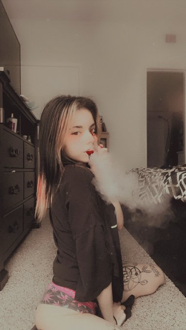 New video on Onlyfans 💜😛 https://t.co/XLL32D0f7m<a href="/tag/onlyfans"class="tags"><span>#onlyfans</span></a>