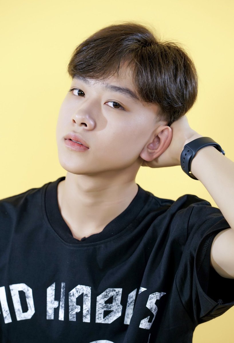 Mevander3's tweet photo. #skinnyboy #superhandsome #sexylip #handsomeboy #supercuteboy #cutestboy #cutenessoverload #handsomepinoy #blueboy #cuteboy #cutepinoy #teenboys #handsomethai #handsomeindo #handsomeviet #tiktokphilippines #tiktokdance #pinoyboy #cowokganteng #cowokcute #cowokimut https://t.co/BCmeVYb8Hc