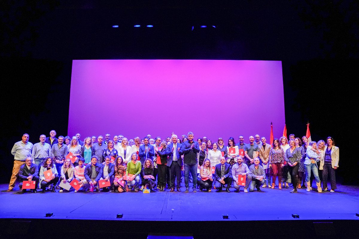 MPerdiguero_'s tweet photo. 🏛️ Un total de 57 personas han tomado posesión de su cargo público en el TAM de #SanSe. https://t.co/h2aaRpLle6
