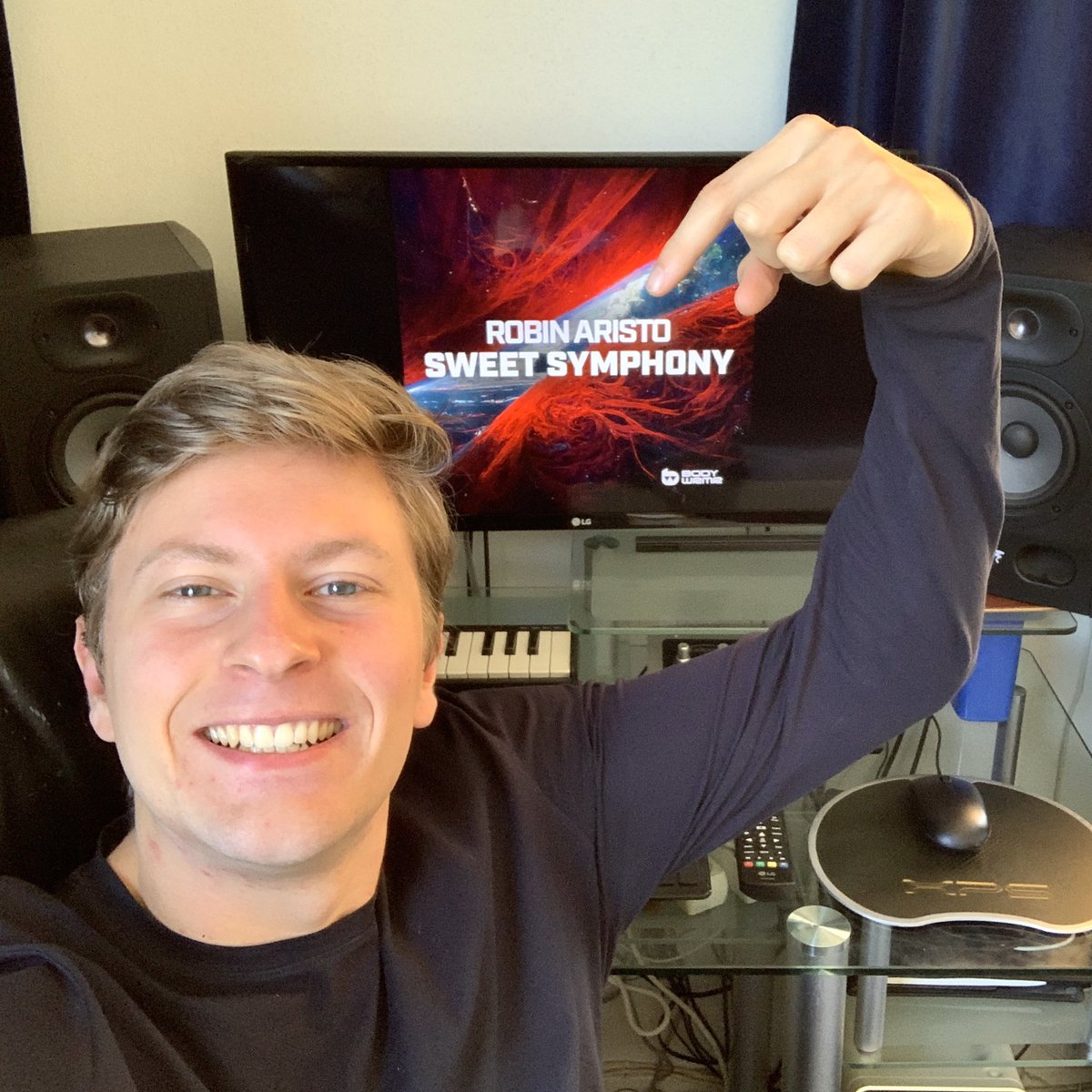 Excited to release a brand new tune next week! 🎉
Exactly one year ago I released ‘Fears In The Fire’ on <a href="/bodywrmr/">BODYWRMR</a> &amp; <a href="/RevealedRec/">Revealed Recordings</a> and now I’m back with a similar sound on the same label!

‘Sweet Symphony’ will be out on Friday the 2nd of June ✌🏻