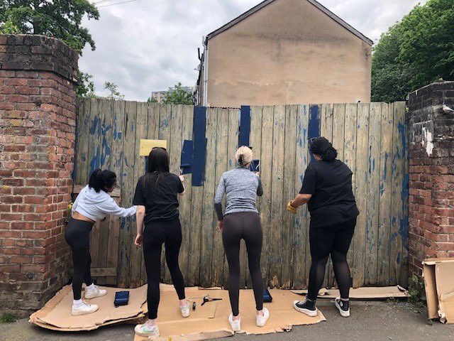 Yesterday we had the pleasure of volunteering for the Greater Manchester Environment Fund at Grit Studios, helping to develop the space and give back to the local community! @gpincheshire @kierancregan @neelamjh @clairegrimes111