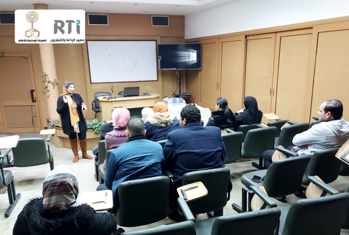 Mhmd_IsmailOmar's tweet image. التطبيق العملي لمهارات &quot; #العرض_والتقديم #Presentation_Skills&quot; للمتدربين واليوم الخامس مع الدفعه الثانيه والتدريب #العملي #مدرب_الاعلام_محمد_اسماعيل_عمر 
سجل معانا لدفعة يونيو لكورس #العلاقات_العامة بتنظيم #معهد_الاذاعه_والتليفزيون وبإعتماد #الهيئة_الوطنية_للاعلام في أول تعليق 👇