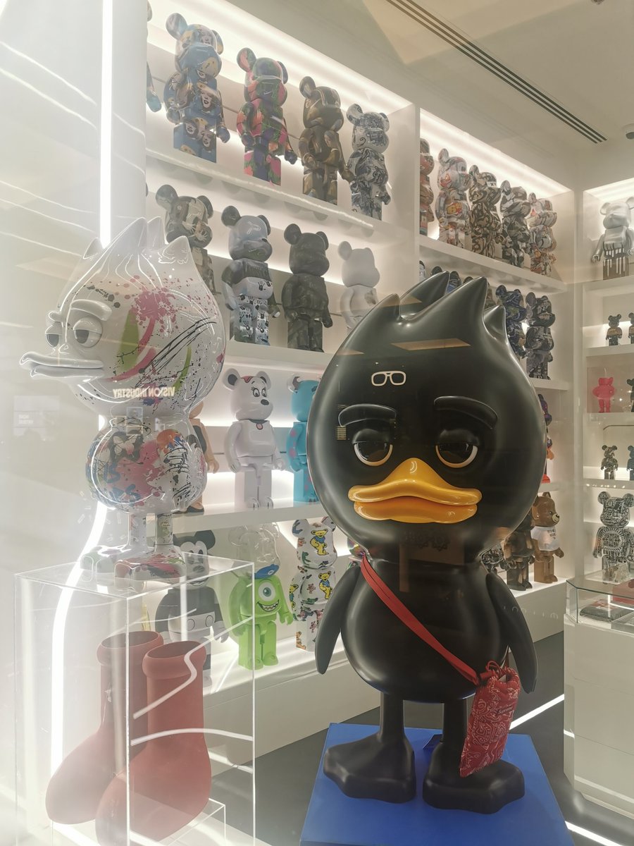 Queen is Real 👑🦆 tweet media